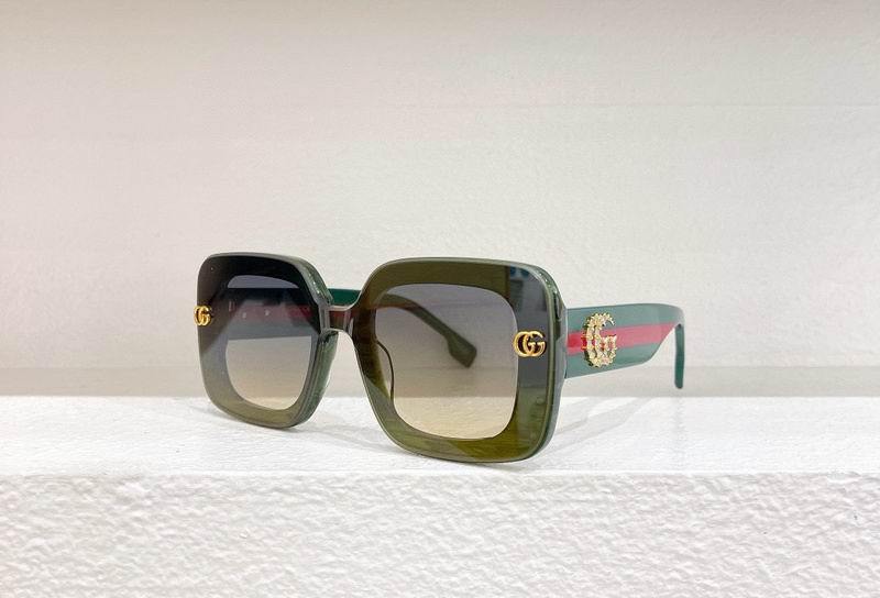 Gucci Sunglasses 492